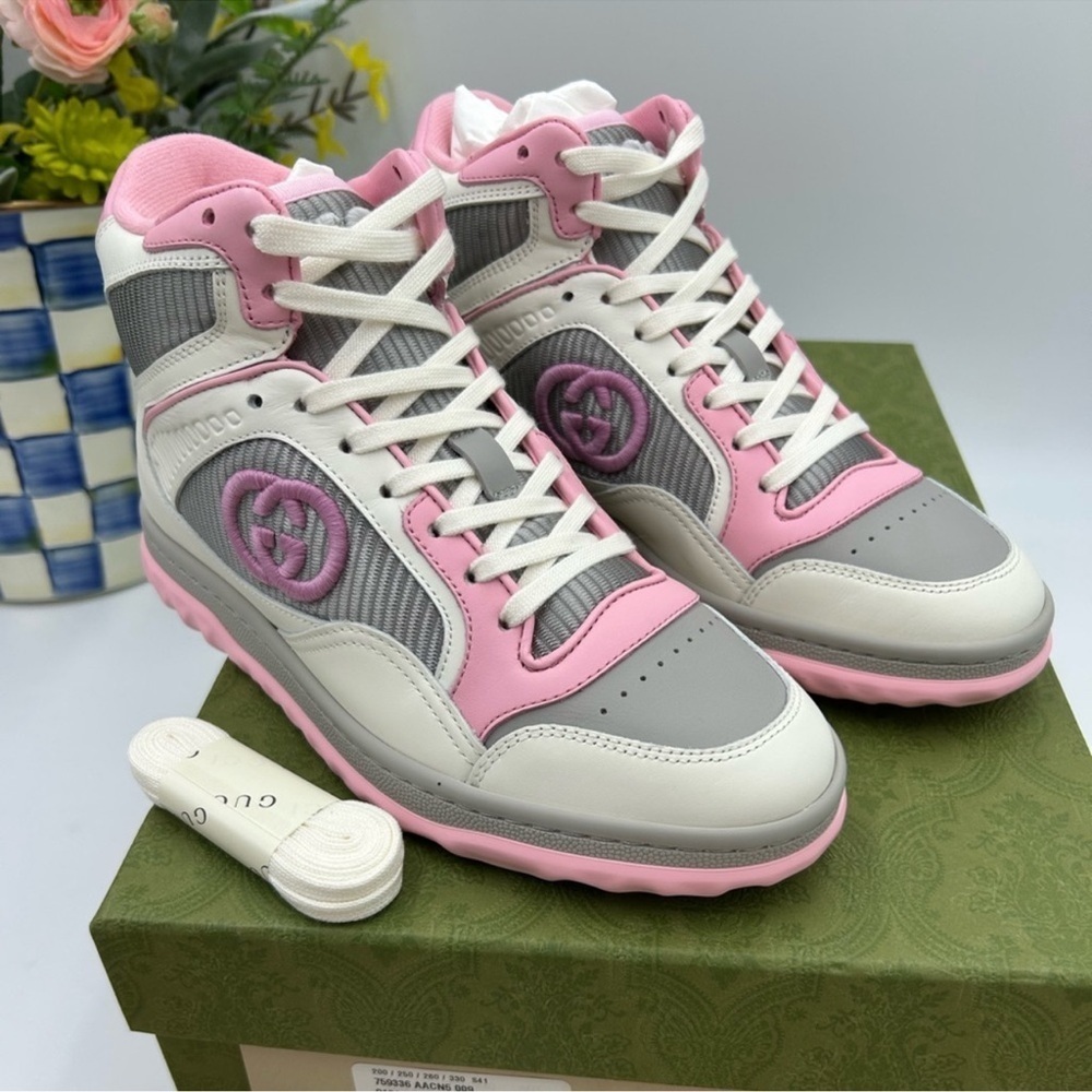 Women’s Gucci interlocking G high top sneakers size 35 made in Italy